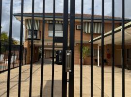 Golden Harvest Motor Inn Moree, hotel en Moree