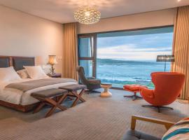 Schulphoek Seafront House, hotel in Hermanus