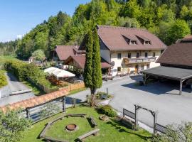 Gasthof Martinihof, hotel in Latschach ober dem Faakersee