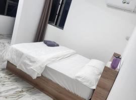 Snz Guesthouse, ξενοδοχείο στο Πορ-Λουί