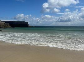 Taigh Plo, hotel in Lionel