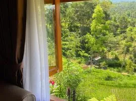 The Alam Bungalow & Restaurant