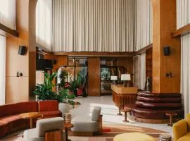 The Standard, Brussels