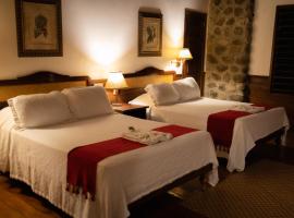 The Lodge at Pico Bonito, hotel v destinaci El Pino