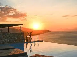 ​Le Grand Bleu Resort