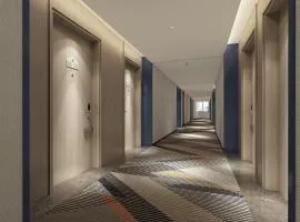Holiday Inn Express Qingdao City Balcony by IHG