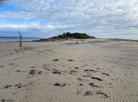 Baudin Beach Holiday Units - Unit 1, hotel in Baudin Beach