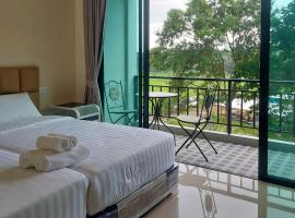 Top Place, hotel v destinaci Ban Pang Kae