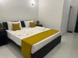 Sky wing transit hotel