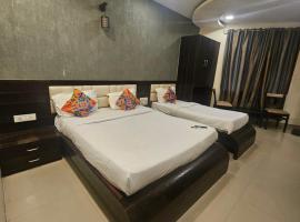 Prime Hotel Addore Palácée - Near Mumbai Airport , Visa Consultant , Jio World Convention Centre BKC, hotel in Mumbai