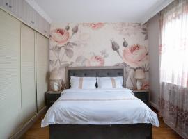 La Maison Charentonneau, hotel in Maisons-Alfort