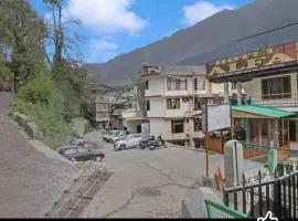 Hotel Alfa Manali