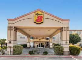 Super 8 by Wyndham Weatherford