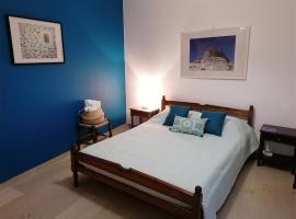 Bluenigma Hotel 4, hotel v destinaci Ándros