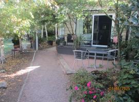 The Bungalow at Nunyara, hotell sihtkohas Moyhu