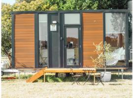 Little Mango Farm Retreat by Tiny Away, hotel in Mangoplah