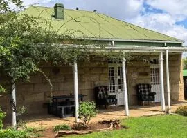 La Petite Maison de Grès