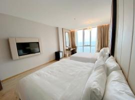 Panorama Nha Trang by M Residences, hotel v Nha Trangu