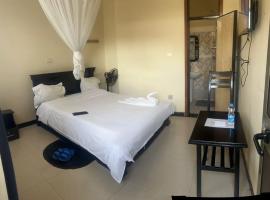 Balew Guest House, hotel em Dirē Kʼalu