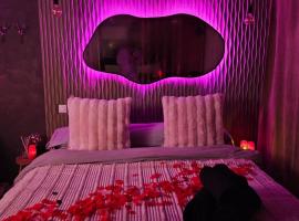 Ecrin des Alpes, Jacuzzi, Netflix, Ambiance chalet, hotel v destinaci Saint-Étienne