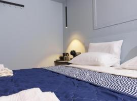Sani Suite 7, ξενοδοχείο στην Αθήνα