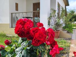 Egyszervolt Házikó, hotel in Tiszafüred