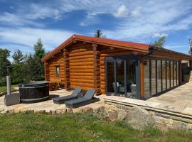 Entire Luxury Log Cabin Sleeps 6 with Private Hot Tub & Scenic Views near Durham & Bishop Auckland, hotel in Durham