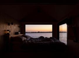 TerraCabins - Malagueiro, hotel v destinaci Benavente