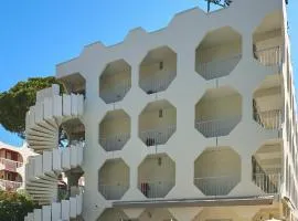 Hôtel Les Rives Bleues