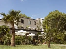 Hôtel les jardins du canal - piscine chauffée - parking - garage - bornes électriques