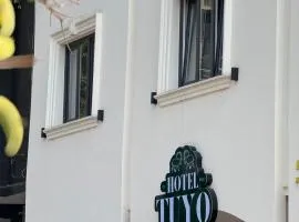 Hotel Tuyo