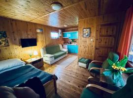Domek nr 7, hotel v destinaci Tleń