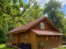 Domek nad Paklicą, hotel in Nowy Dworek