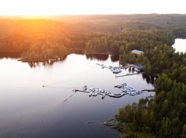 Sahanlahti Resort, Hotel in Puumala