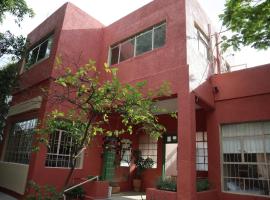 Casa Artemisa hostal, hotel en Guadalajara