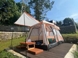 Arunika Villa,位于Ciloto的酒店