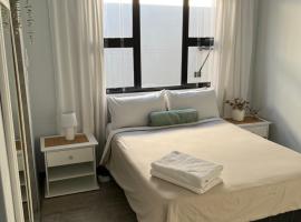 Sunbird self-catering 3, hotel in Windhoek