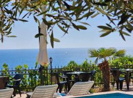 Open Sky Montenegro, hotel in Utjeha