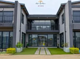 Apex Boutique Hotel