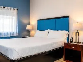 SKKY Hotel