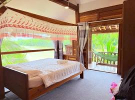 Green Bamboo Lodge Resort, hotel in Cat Tien