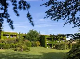 Hôtel & Résidence Lou Paradou Gréoux Les Bains