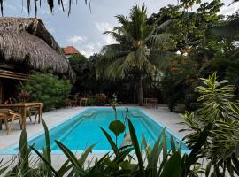 Aguarinwa Hostel、パロミノのホテル