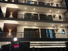 Radiant Blu Hotels Sec-70