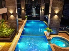 Grand La Vogue Hotel and Casino