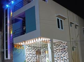 Full 1 BHK floor in Villa with Kitchen, AC near AIIMS Bhubaneswar、ブバネーシュワルのホテル