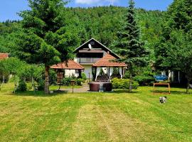 Kuća za odmor Mali Lug, Gorski kotar, hotel v destinaci Čabar