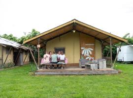 Hoeve Linnerveld XL, hotel in Sint Odiliënberg