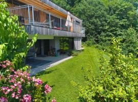 Casa Farnach, hotel in Bildstein