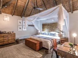 Lalibela Game Reserve - Inzolo Lodge